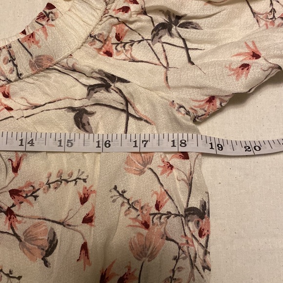Lucky Brand Bell Sleeve Floral Off Shoulder Bohemian Floral Blouse - Picture 8 of 13